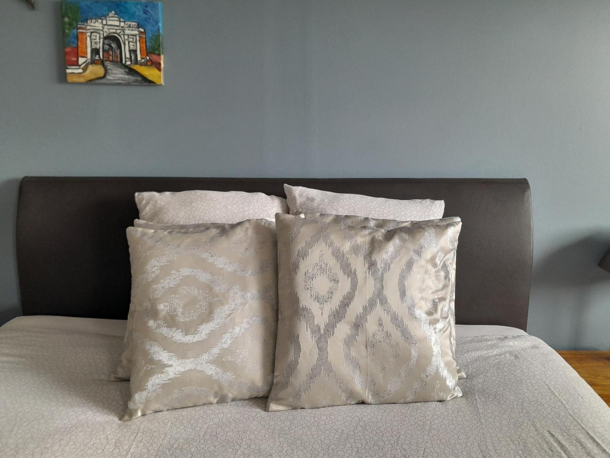 Juliette'S Bed & Breakfast Ieper Luaran gambar